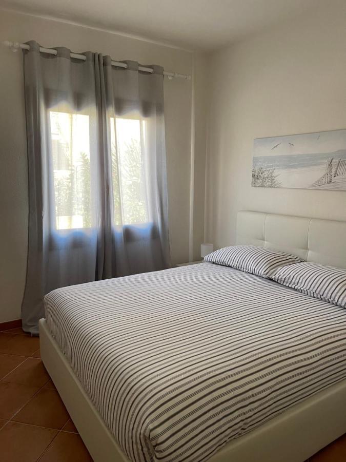 Grazioso appartamento vista mare Palau Esterno foto